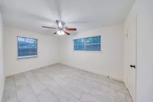 7401 Bretshire Dr, Houston, TX 77016 - Photo 11
