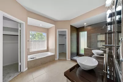 1238 Sandy Plains Lane, Houston, TX 77062 - Photo 9