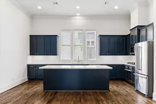 2733 Cortlandt St, Houston, TX 77008 - Photo 5