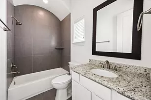 2733 Cortlandt St, Houston, TX 77008 - Photo 27