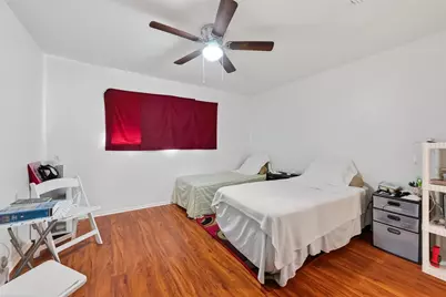 235 W Tri Oaks Lane #235, Houston, TX 77043 - Photo 5