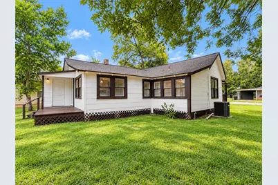 508 Davis Street, Wharton, TX 77488 - Photo 7