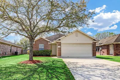 135 Rustic Colony Lane, Dickinson, TX 77539 - Photo 1