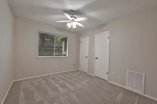 2011 Creek Valley Ln, Sugar Land, TX 77478 - Photo 11