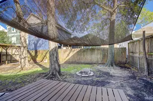 1436 Dorothy St, Houston, TX 77008 - Photo 21