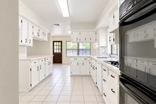 3030 S Blue Meadow Cir, Sugar Land, TX 77479 - Photo 13