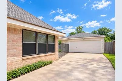 3030 S Blue Meadow Circle, Sugar Land, TX 77479 - Photo 29
