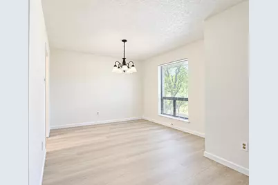 3030 S Blue Meadow Circle, Sugar Land, TX 77479 - Photo 9