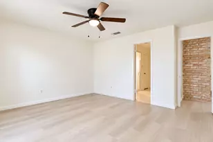 3030 S Blue Meadow Cir, Sugar Land, TX 77479 - Photo 17
