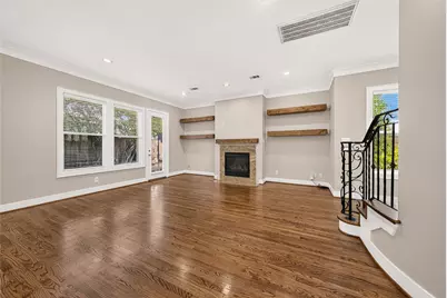 2816 McCulloch Circle, Houston, TX 77056 - Photo 9