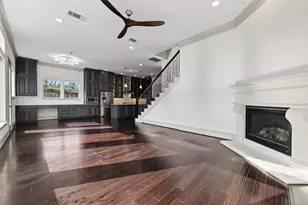 10514 Hess Ln, Houston, TX 77096 - Photo 5