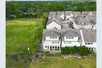 10514 Hess Lane, Houston, TX 77096 - Photo 47