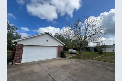 1475 Cr 16, Altair, TX 77412 - Photo 41