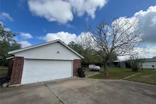 1475 Cr 16, Altair, TX 77412 - Photo 41