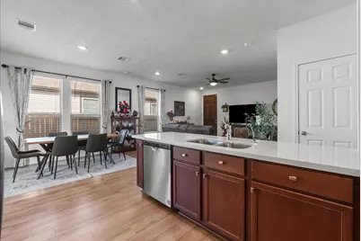 712 Allana Lane, Alvin, TX 77511 - Photo 13