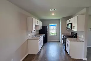 1403 W Virginia St, Beaumont, TX 77705 - Photo 5