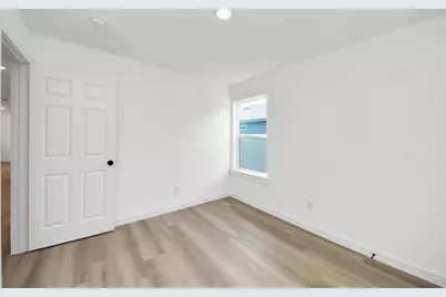 8116 De Priest Street #B, Houston, TX 77088 - Photo 17
