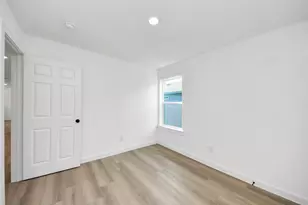8116 De Priest St, Houston, TX 77088 - Photo 17