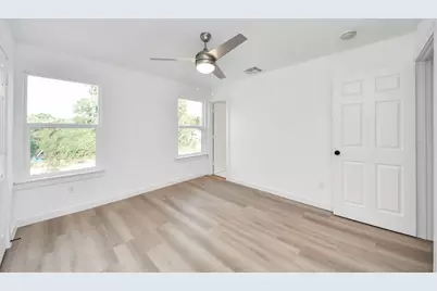 8116 De Priest Street #B, Houston, TX 77088 - Photo 11
