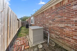 2610 Sunstone Ln, Pearland, TX 77584 - Photo 35