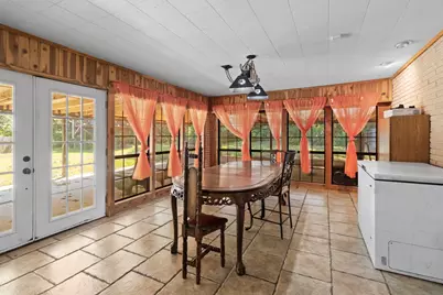 303 W Stringer Street, Kirbyville, TX 75956 - Photo 11