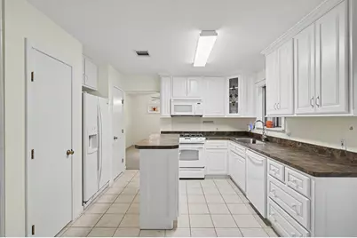 122 Warbonnet Drive, Conroe, TX 77304 - Photo 7