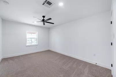 8658 Sonneville Drive, Houston, TX 77080 - Photo 13