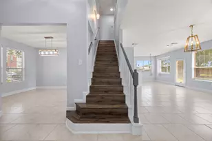 2430 Waterwood Dr, Sugar Land, TX 77479 - Photo 21