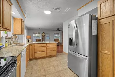 4922 Valley View Drive, La Porte, TX 77571 - Photo 19