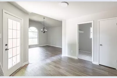 2007 Ruffian Lane, Stafford, TX 77477 - Photo 7