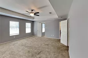 2203 Shady Birch Dr, Conroe, TX 77301 - Photo 9