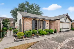 11939 Brook Meadows Ln, Stafford, TX 77477 - Photo 3