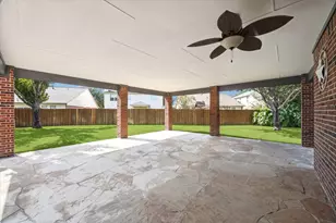 2706 Park Springs Dr, Pearland, TX 77584 - Photo 17