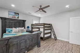 18035 Shaman Dr Dr, Galveston, TX 77554 - Photo 19