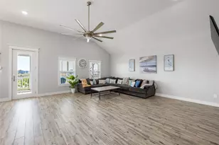 18035 Shaman Dr Dr, Galveston, TX 77554 - Photo 11