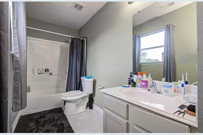 9915 Victoria Grove Lane, Houston, TX 77075 - Photo 19