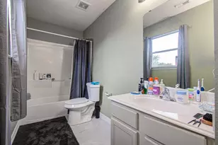 9915 Victoria Grove Ln, Houston, TX 77075 - Photo 19