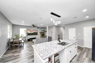 623 Medina Street, Houston, TX 77012 - Photo 9