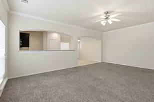 5103 Dauntless Dr, Houston, TX 77066 - Photo 9