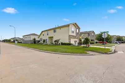 5103 Dauntless Drive, Houston, TX 77066 - Photo 37