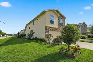 5103 Dauntless Dr, Houston, TX 77066 - Photo 3