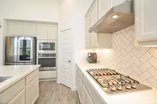 30614 Southern Dewberry Ct, Fulshear, TX 77441 - Photo 11