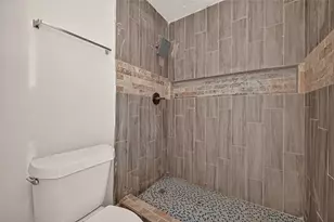 7102 Village Lake Dr, Cypress, TX 77433 - Photo 21