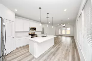 22122 Strathfield Cir, Cypress, TX 77433 - Photo 7