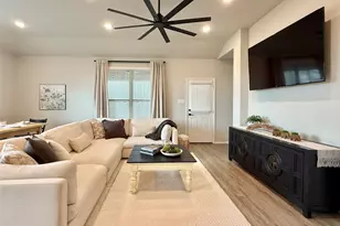 13051 Clear View Dr, Willis, TX 77318 - Photo 9