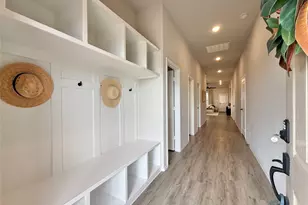 13051 Clear View Dr, Willis, TX 77318 - Photo 5