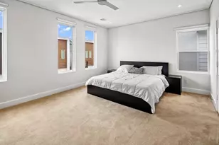 5511 Paraiso Pl, Houston, TX 77091 - Photo 19