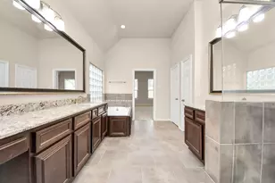 10606 Shadow Elm Ct Ct, Houston, TX 77043 - Photo 37