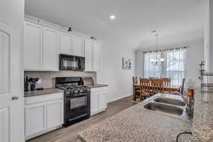20081 Torrey Pines Ln, Cleveland, TX 77327 - Photo 5