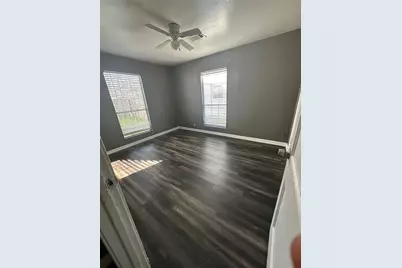 8214 Barkley Street, Houston, TX 77017 - Photo 5